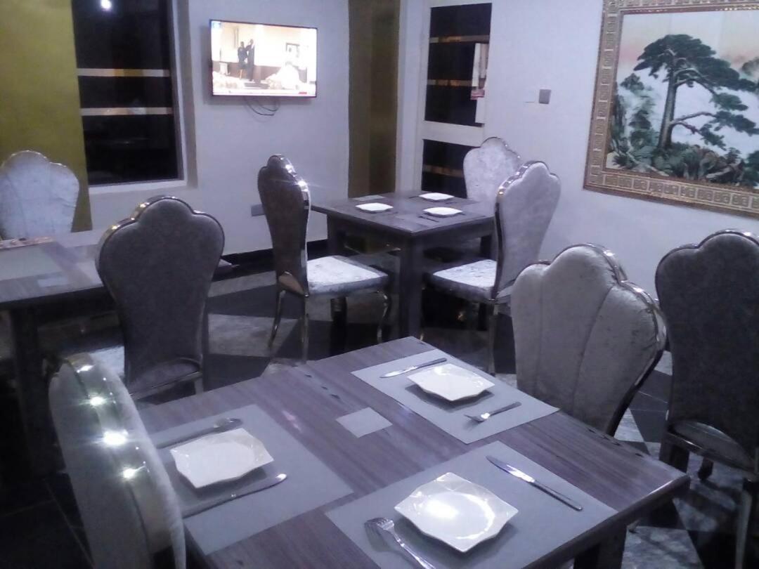 E-Suite Hotel Abuja Ngoại thất bức ảnh