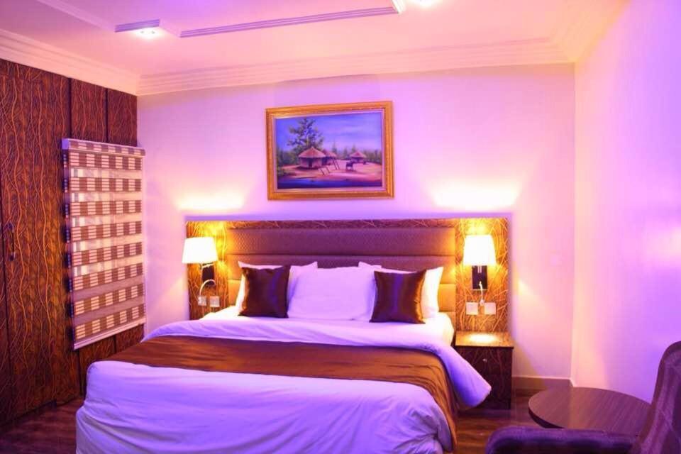 E-Suite Hotel Abuja Ngoại thất bức ảnh