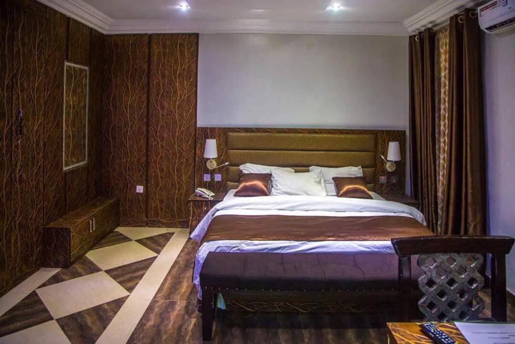 E-Suite Hotel Abuja Ngoại thất bức ảnh