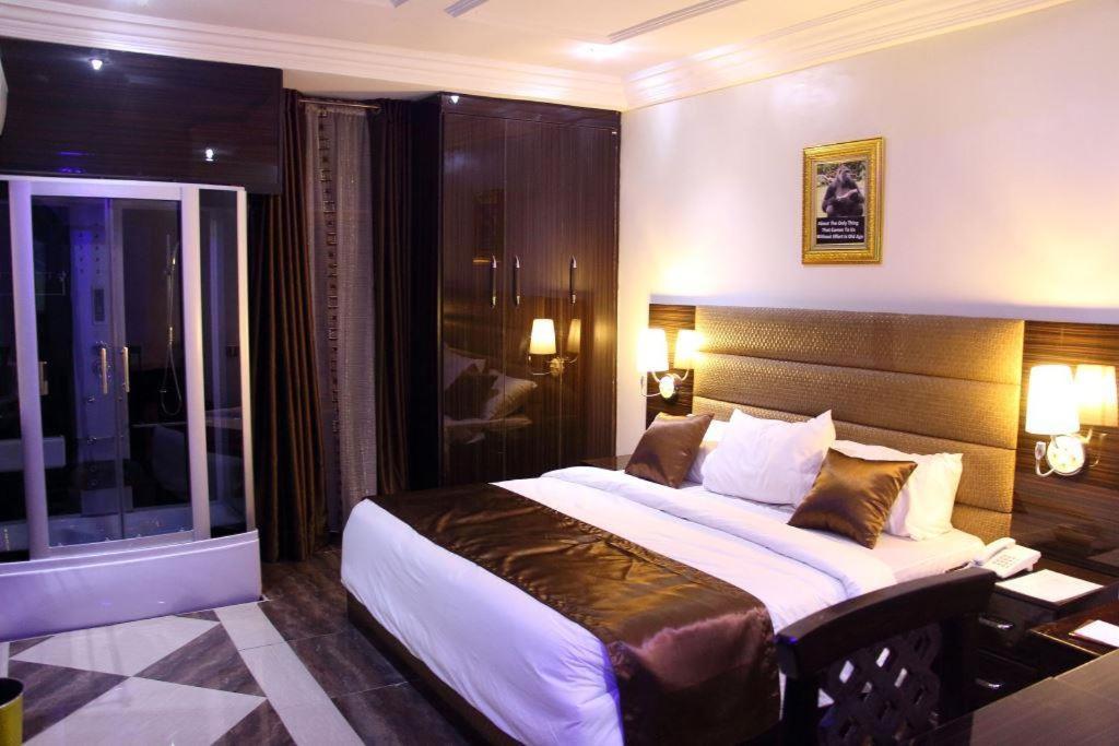 E-Suite Hotel Abuja Ngoại thất bức ảnh